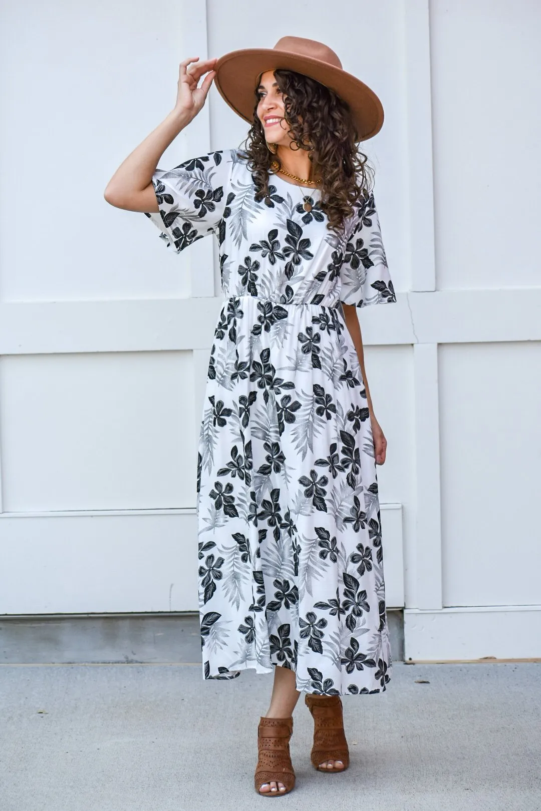 Sweet Floral Printed Maxi Dress