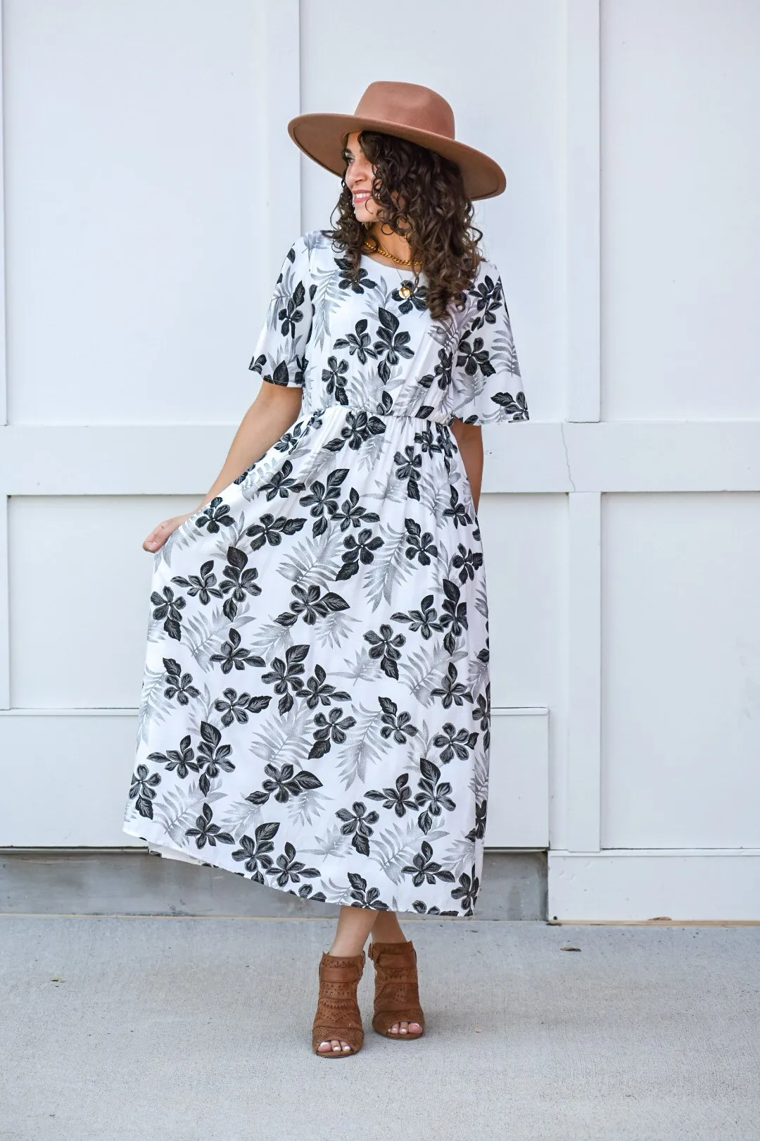 Sweet Floral Printed Maxi Dress